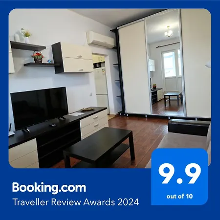 Apartment Charming With Private Terrace Bucharest