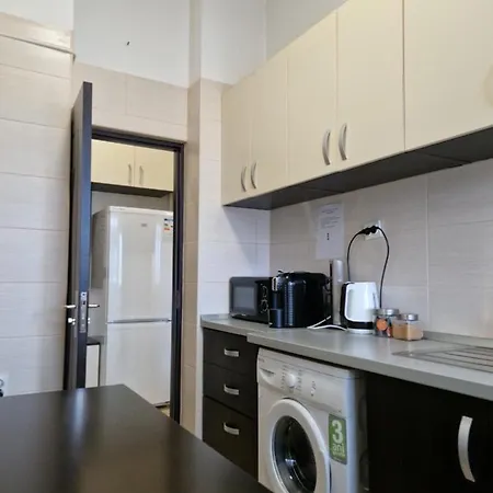 Charming With Private Terrace Apartament *